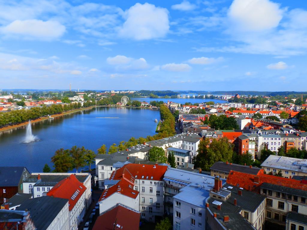 Fewo Schwerin-Zentrum Schwerin  Bagian luar foto