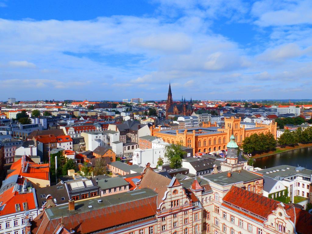 Fewo Schwerin-Zentrum Schwerin  Bagian luar foto